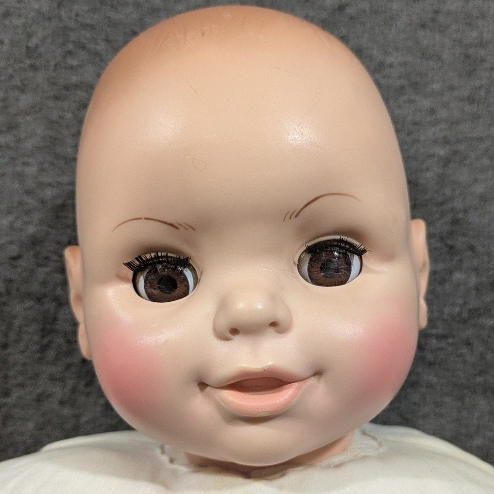 Vintage 1983 Uneeda 22" Baby Doll Sleep Eyes Allison Ann Pink Outfit #2483 - Picture 5 of 11